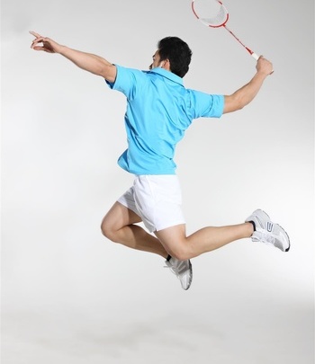 减肥瑜伽动作美化臀部曲线