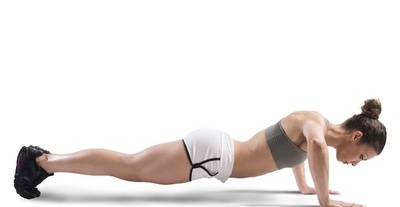 简单一式减肥瑜伽 一周就变小蛮腰(图)