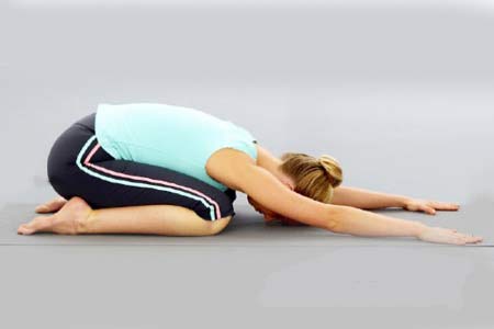 对症下药 白领最佳减肚子瑜伽(图)