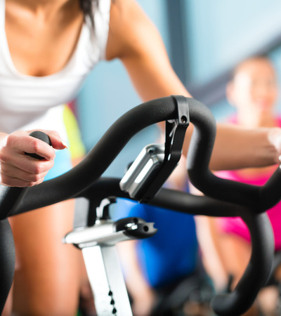 上班族减肥瑜伽 坐着也能快速瘦全身(图)