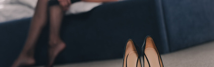 简单的瑜伽减肥动作 快速甩肉(图)