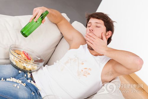 夏季腋下多汗异味别烦恼 专家支招化解多汗尴尬