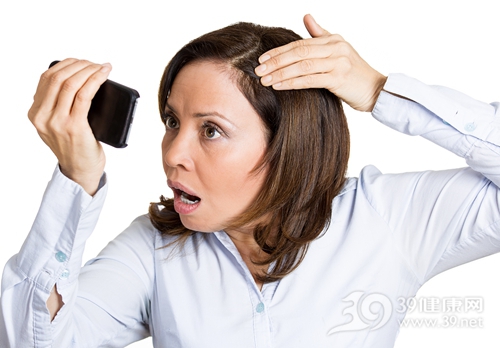 又到脱发季 防脱贴士速GET