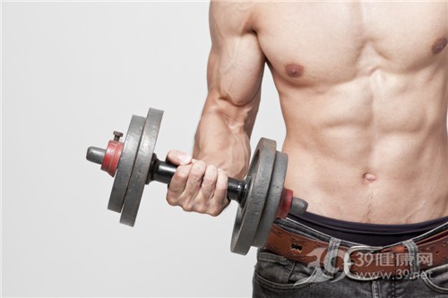 腹部的肉为什么会变松？如何改变