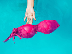 睡前丰胸做三件事 醒来胸部就变大