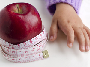 小肚腩露出来啦！5招快速平坦小腹