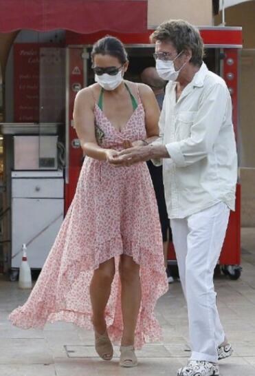 巩俐身材微胖，男人都说很美！男人心中最完美的微胖到底是多胖？