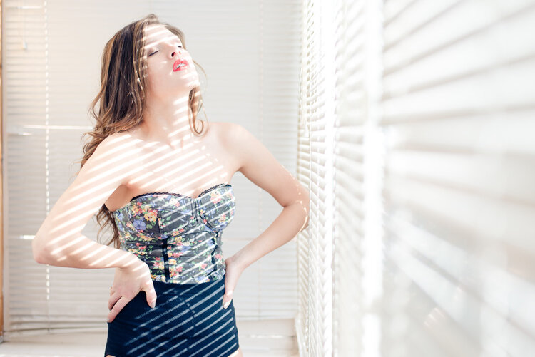 不想小腿变粗，生活中这4件事最好少做