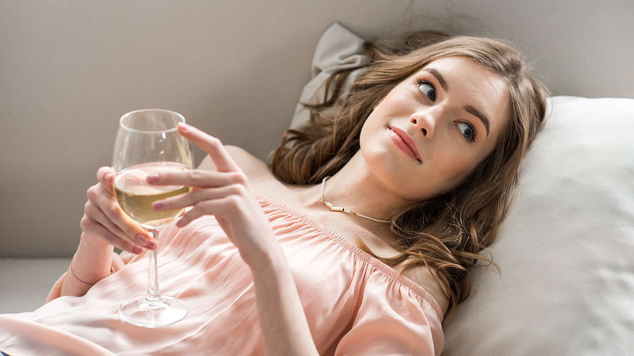 性欲亢进小心引来性功能障碍  性欲亢进时这些食物就不要吃了