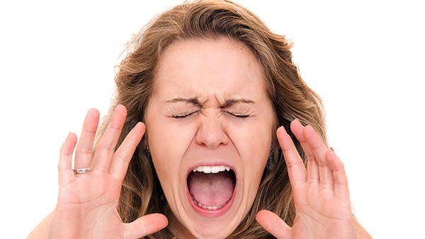 如何挑逗让女人呻吟不断？女人身上有无数个敏感带吗？