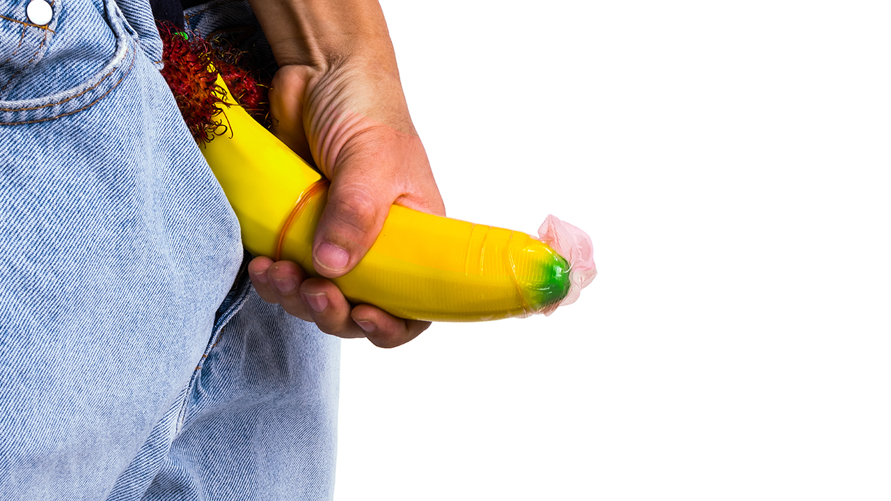 男人多久洗一次头发比较好？男人从头到脚的护理方法来了