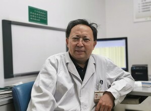 张镛