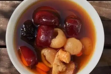 红枣生姜桂圆红糖水的功效与作用