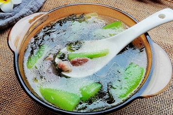丝瓜瘦肉汤的功效与作用