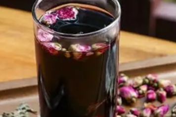 桑葚玫瑰花陈皮泡水喝的功效与作用