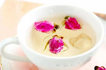 玫瑰西洋参片泡水喝的功效与作用