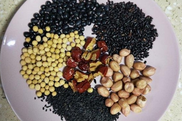 黄豆加黑米打豆浆的功效与作用