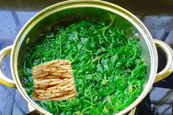 艾叶和鱼腥草一起煮水喝的功效与作用