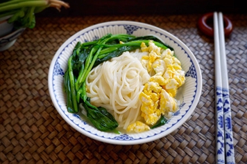 菠菜鸡蛋面的功效与作用