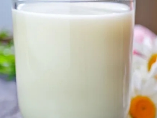 甜牛奶的功效与作用
