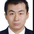 李龙