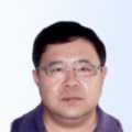 王震