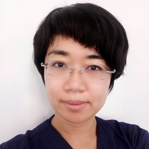 李婧
